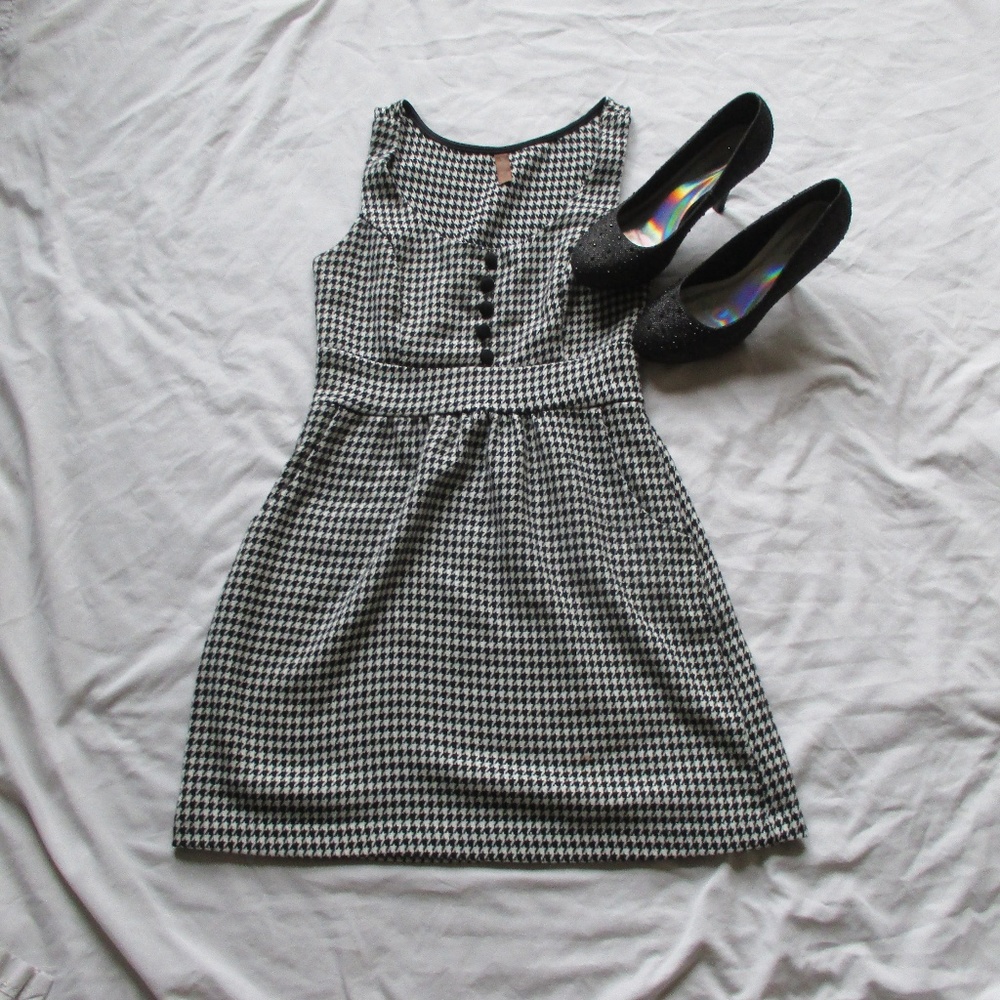 Lovely Day Black and White Chevron Patterned Dress